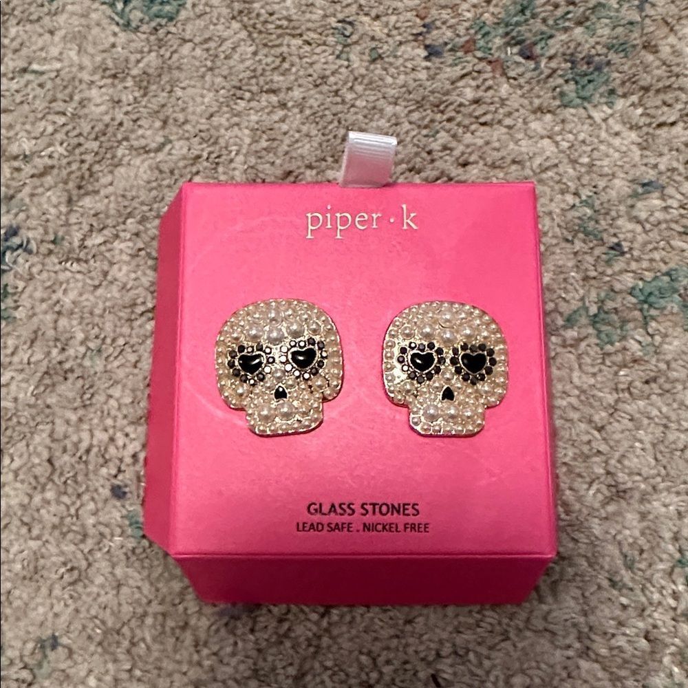 NEW Piper K Skull Earrings with Pearls and glass stones